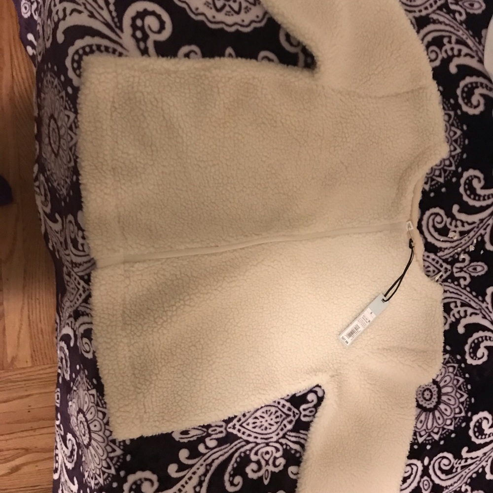 Sweater - Picture 2 of 3
